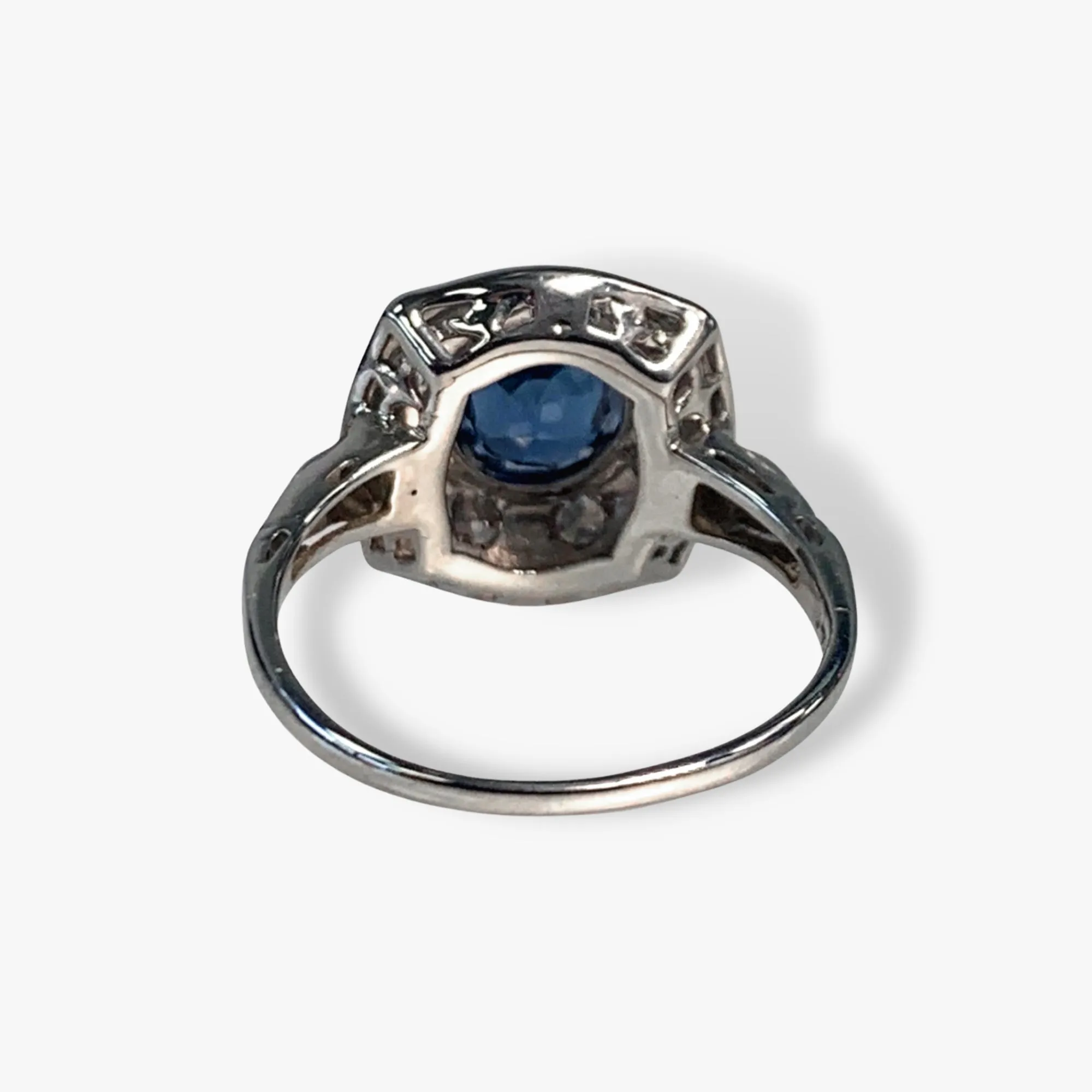 14k White Gold Round Blue and White Sapphire Vintage Ring