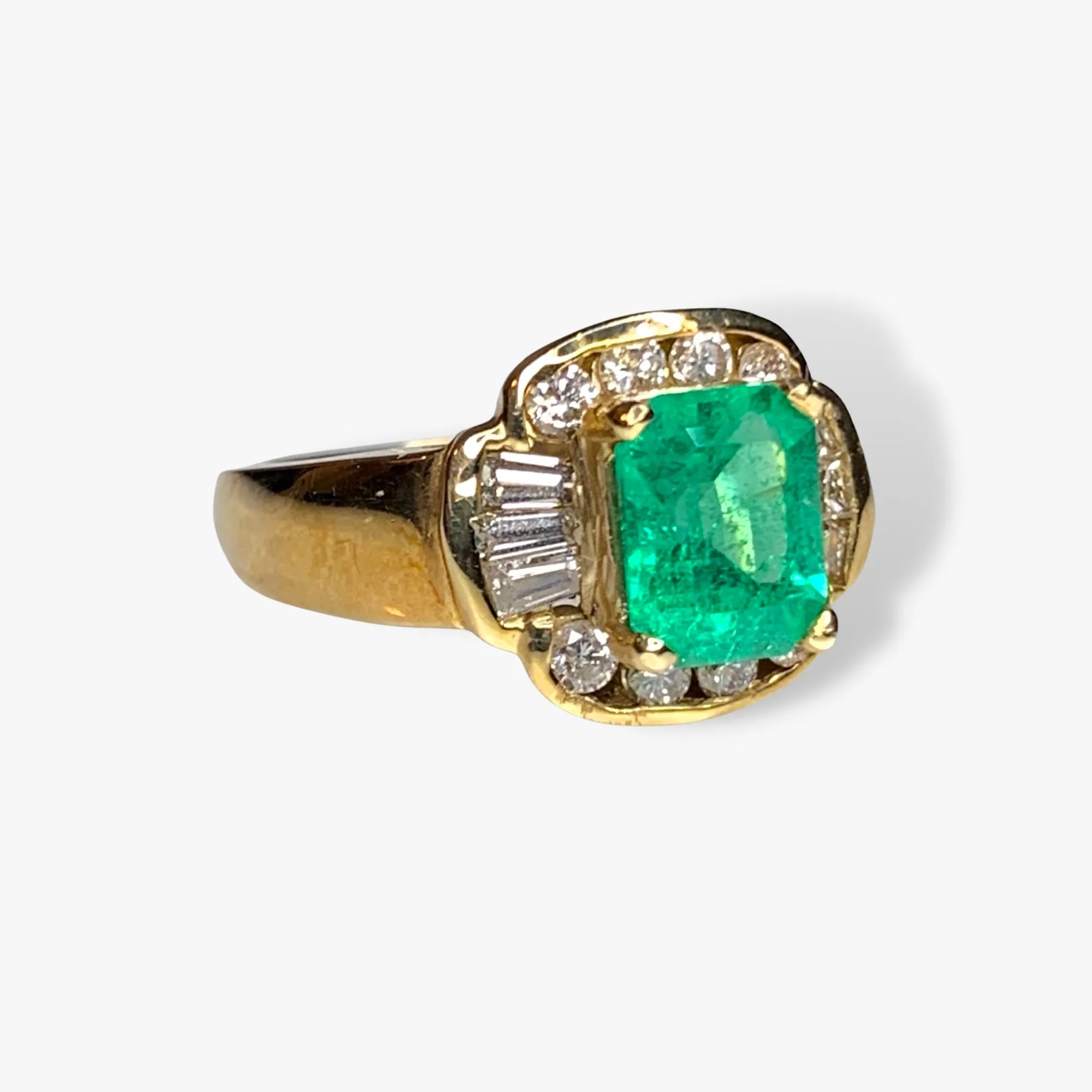 14k Yellow Gold Colombian Emerald and Diamond Vintage Ring