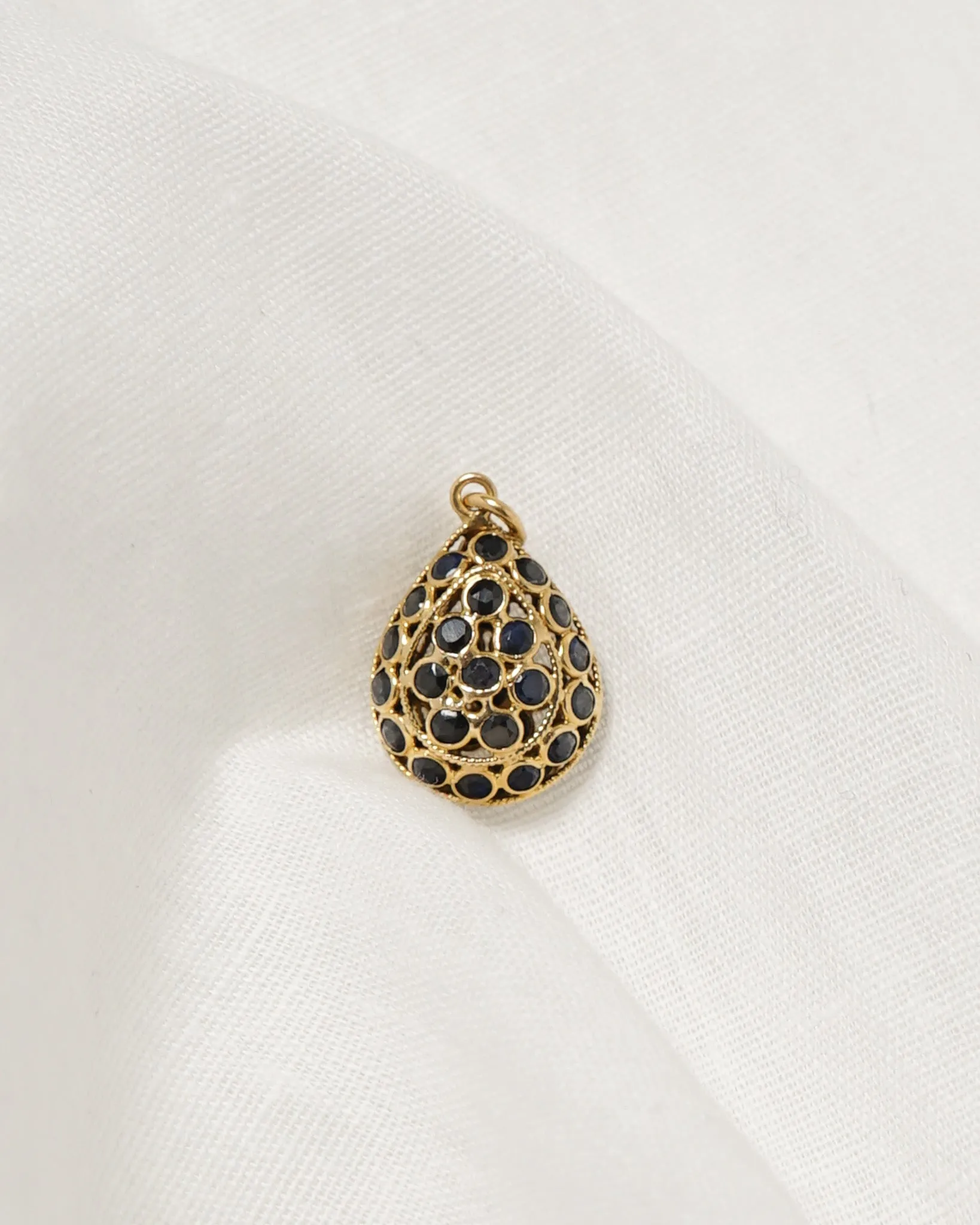 18K Gold Teardrop Charm w/ Sapphire