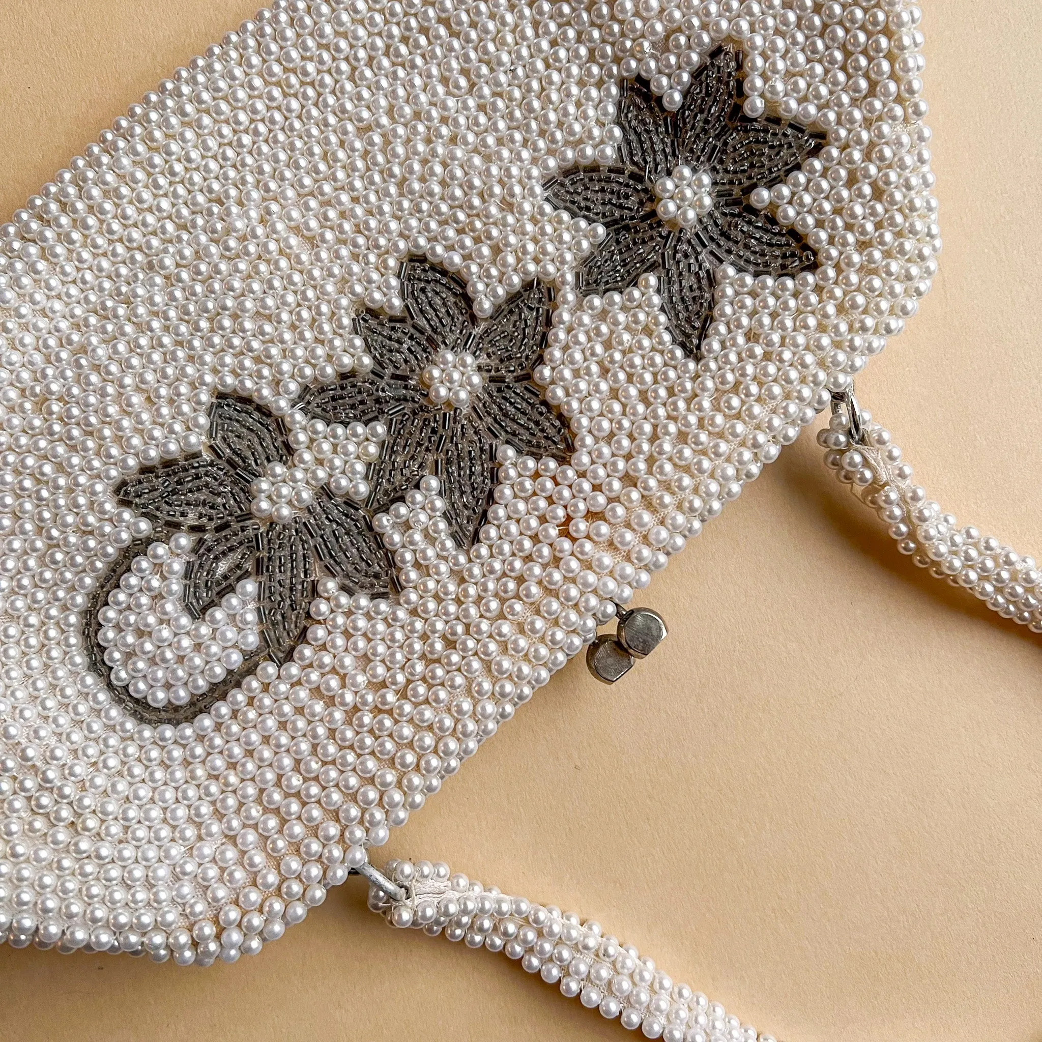 1950s Faux Pearl Handbag With Floral Details