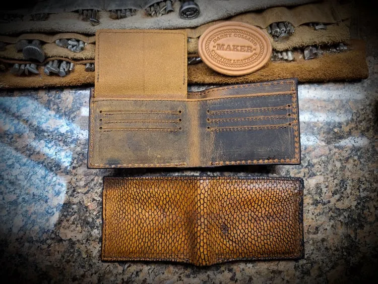 Beaver Tail Wallet with ID, Leather bifold wallet