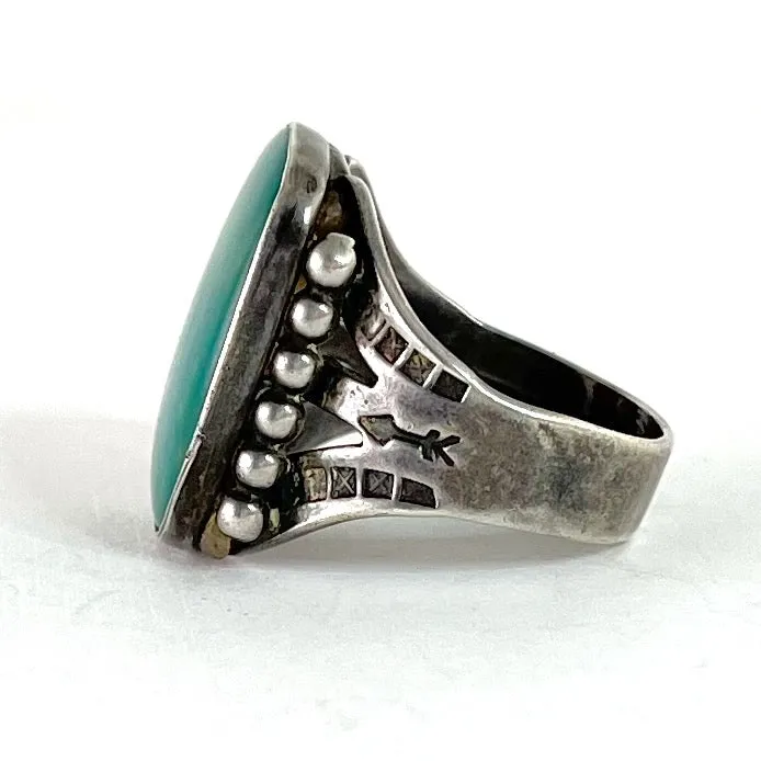 Deep Green Vintage Ring<br>Size: 9.5