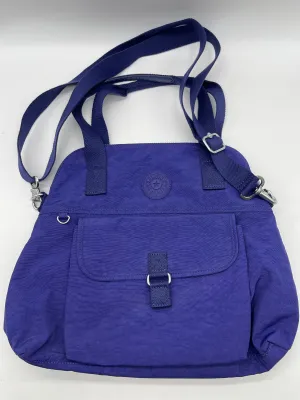 Handbag By Kipling, Size: Medium