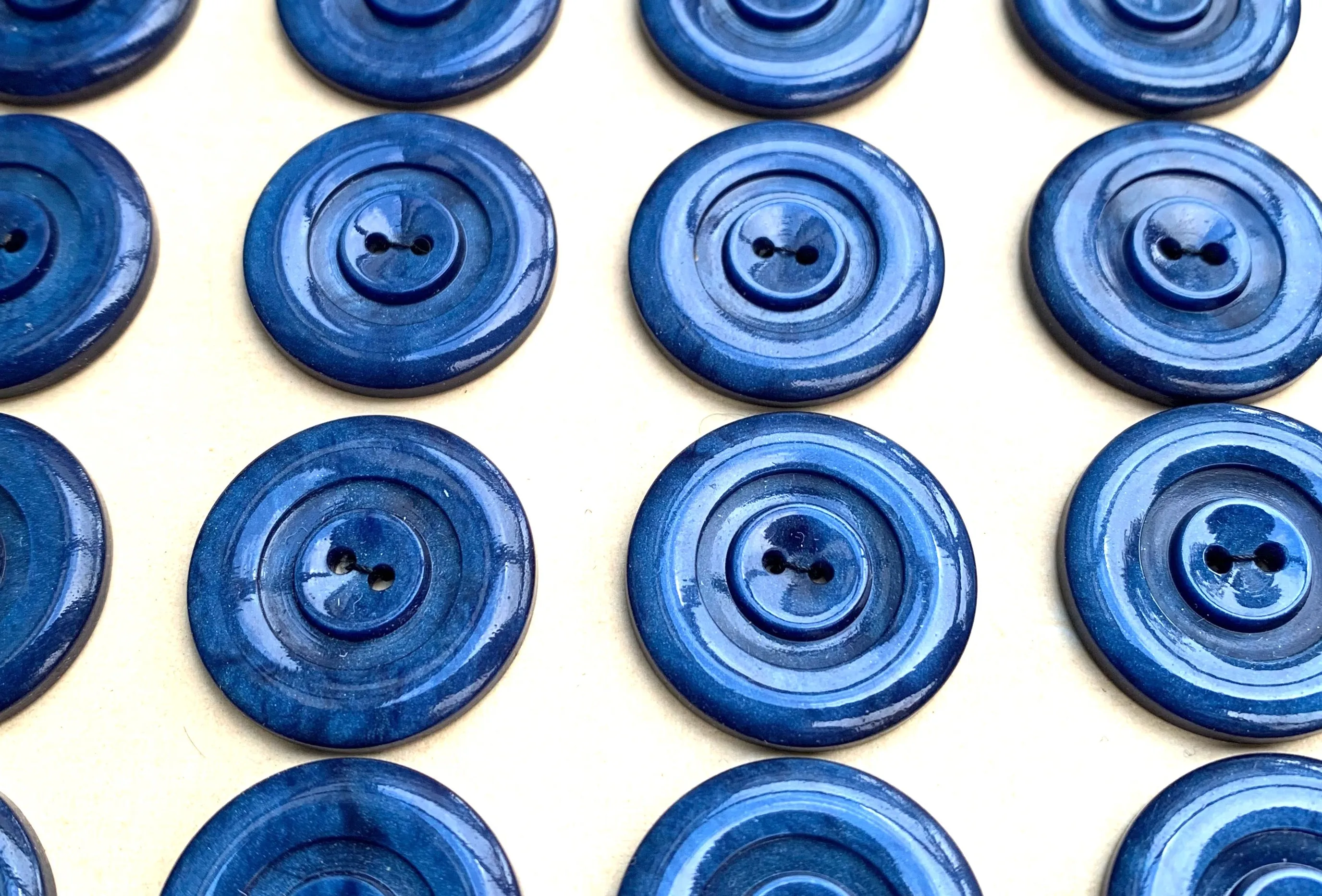 Intense Cobalt Blue 2.2cm or 1.7cm Vintage  Buttons