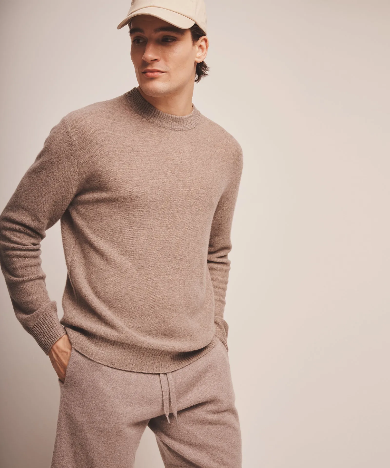 Lightweight Reversible Cashmere Crewneck