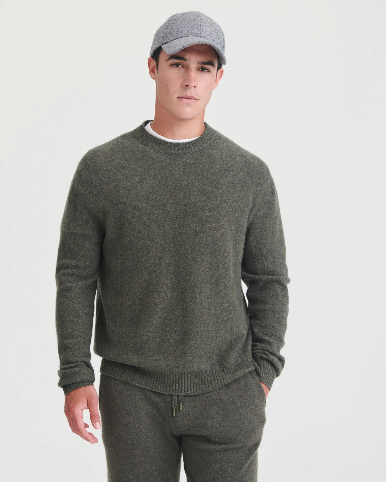 Lightweight Reversible Cashmere Crewneck