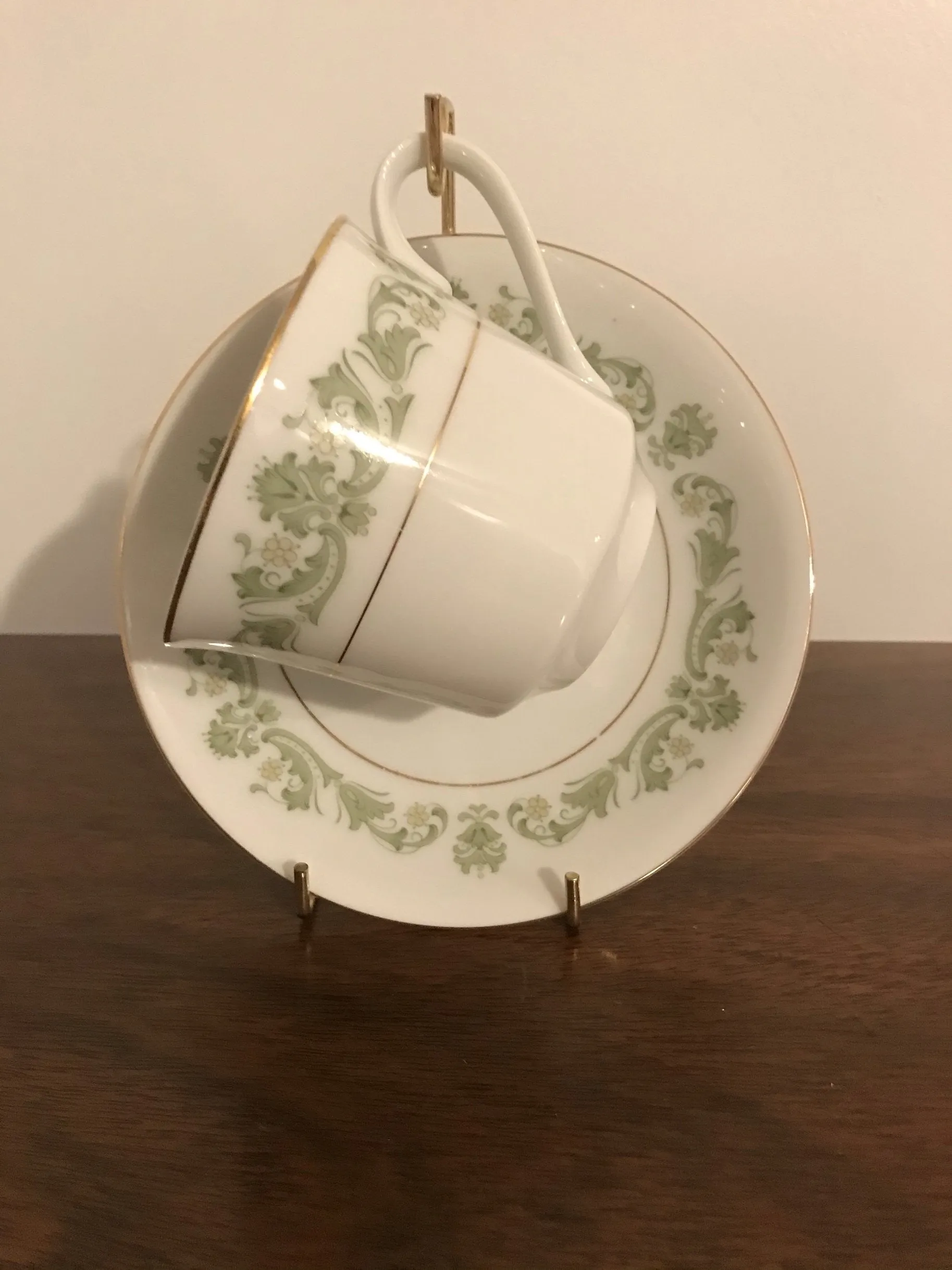 <€€* Vintage China STYLE HOUSE CONTESSA Set Variety of Pieces Retired