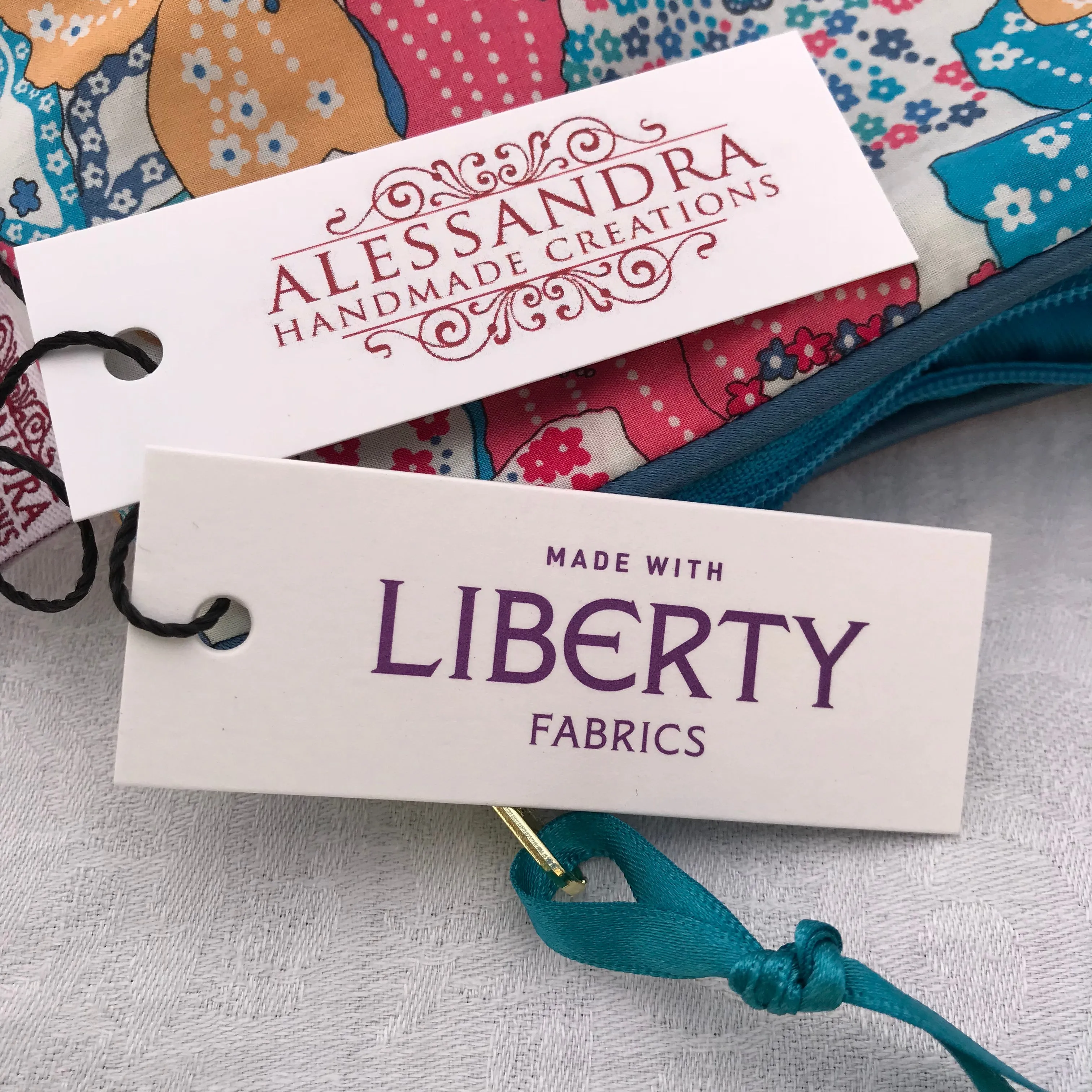 Mauvey Liberty Cosmetic Bag: Stylish Storage for Your Essentials