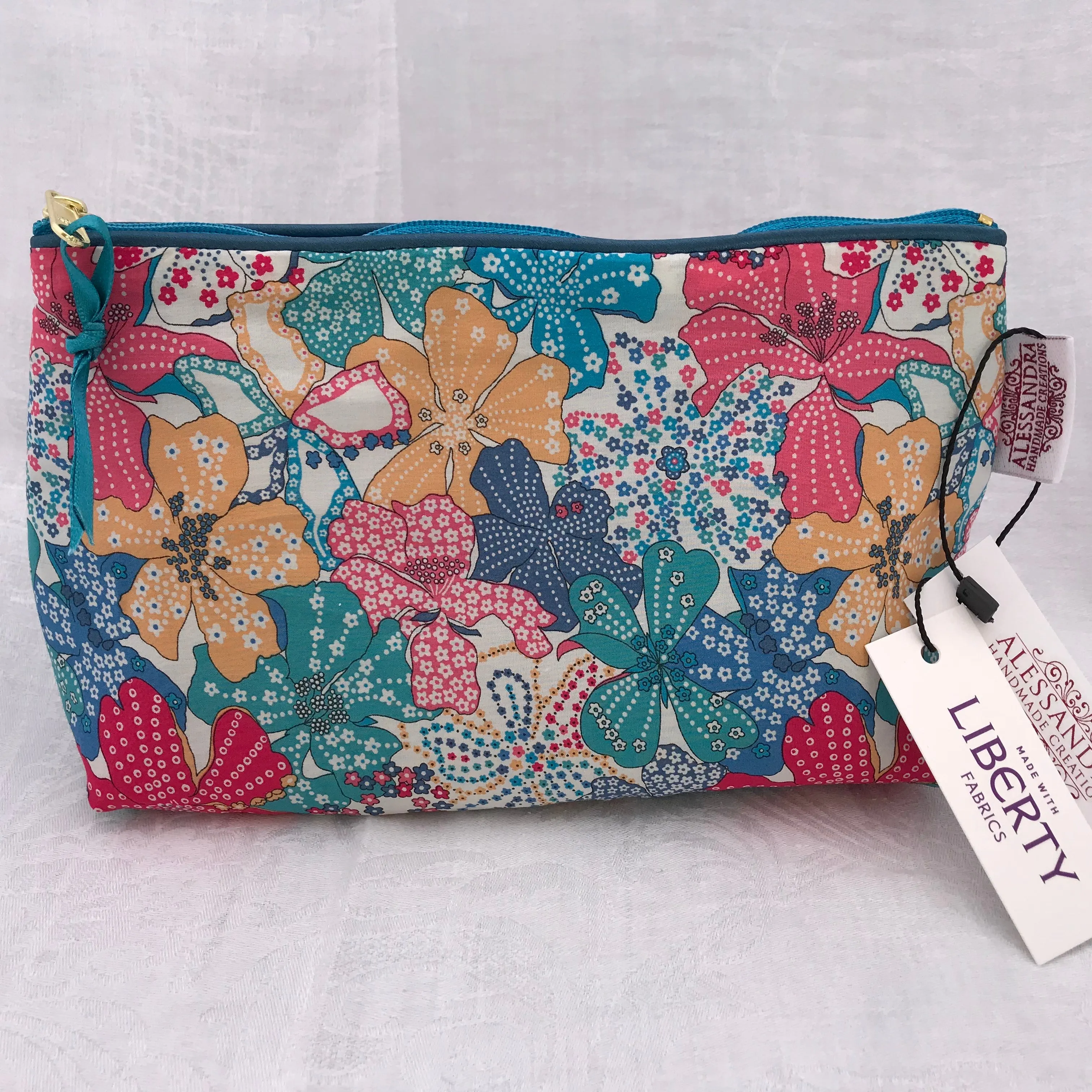 Mauvey Liberty Cosmetic Bag: Stylish Storage for Your Essentials