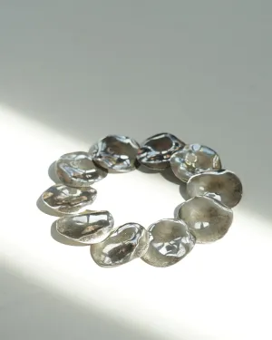 Silver Bracelet w/ Magnet Crasp