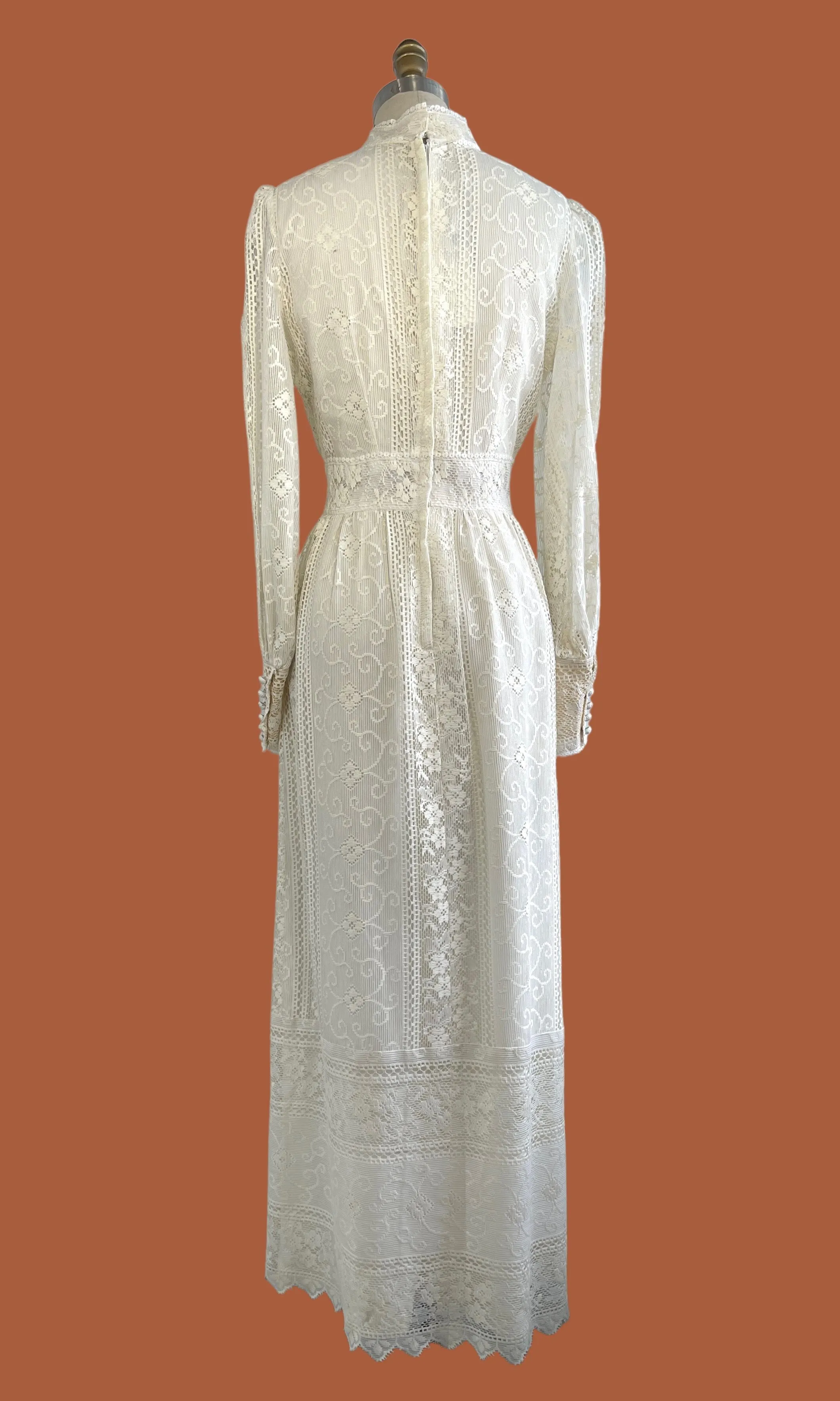 VICTOR COSTA 70s Does Victorian Lace Dress • Small