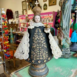 Vintage Inspired Santo Nino de Prague Statue